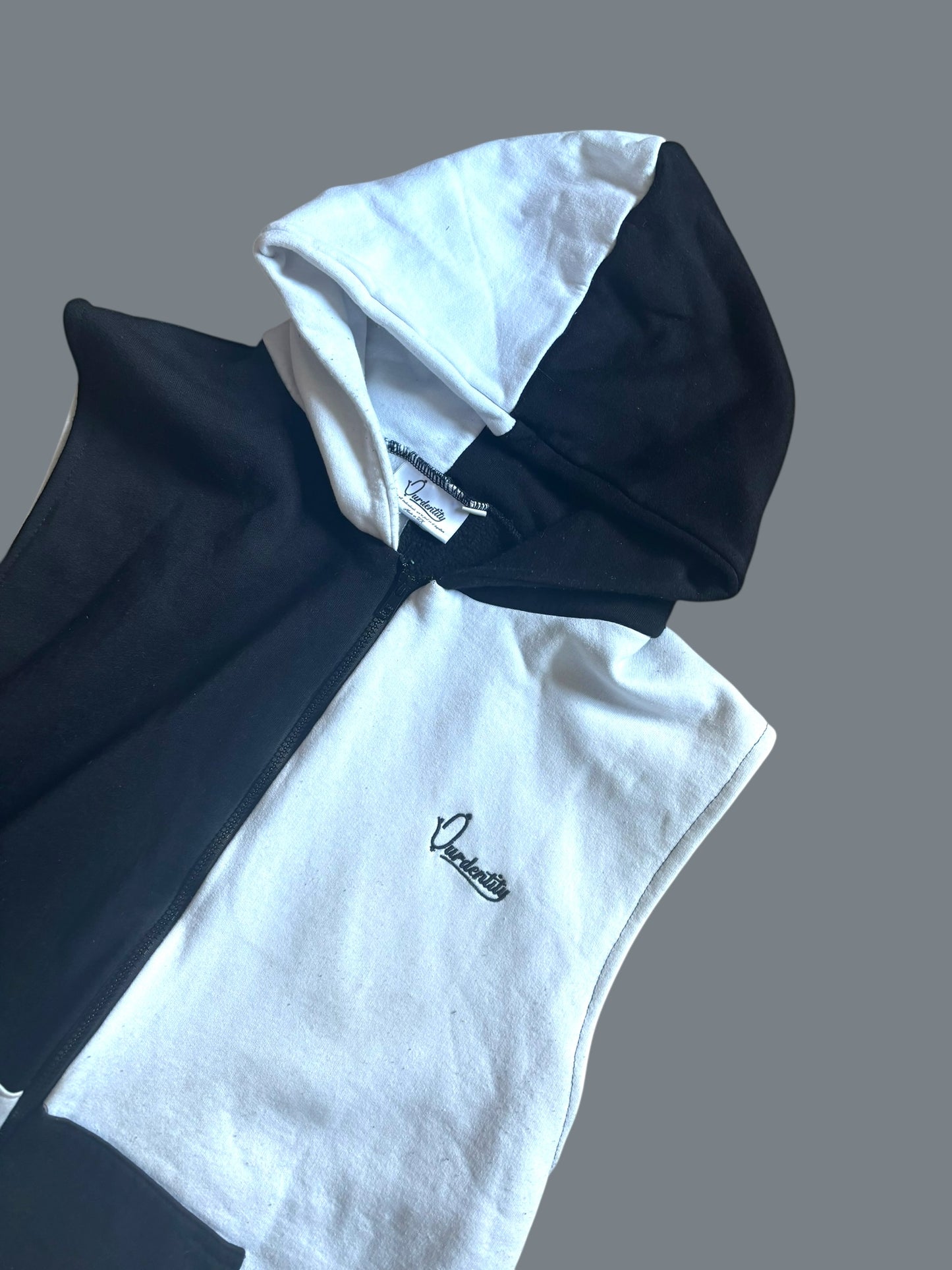 Chequered Sleeveless Hoodie